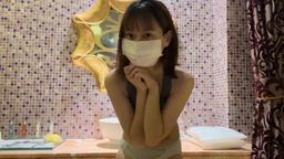 sexyemily : 居然在魔鏡面前高潮了,那最騷非我莫屬了💕