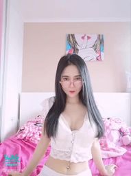 uunuun : Please don't forget to watch me live.