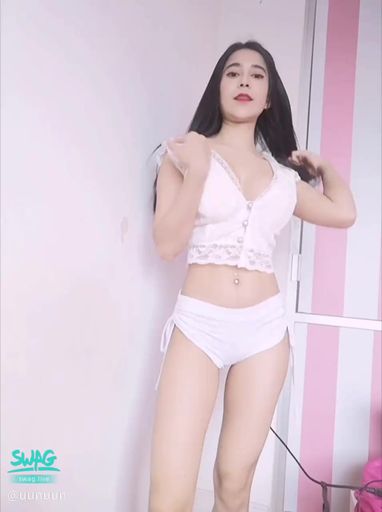 uunuun : Please press follow and love me for a long time.🙏😁