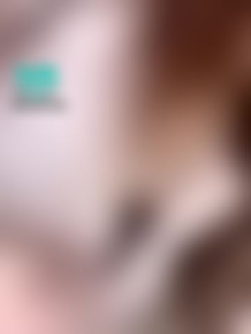 t********e : 打開的樣子……！ 今天穿可愛的睡衣🤫🤫🤫噓