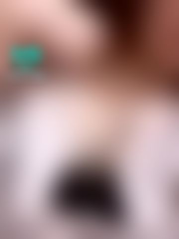 t********e : 別說我對你不好…來點香的😳😳😳
整顆拿出來揉🔞🔞🔞🔞🔞