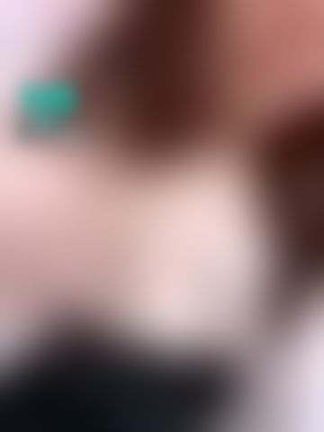 t********e : 睡前的視角🤫🤫🤫  好想你幫我揉喔……….單身🥺🥺