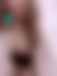 t********e : 運動到……..不小心露點了😳😳😳😳😳😳😳😳😳
就這樣滑出來🤭
