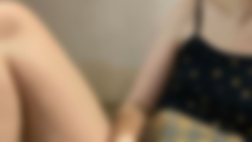  : I masturbate my pussy, spank ass, and cum🔥