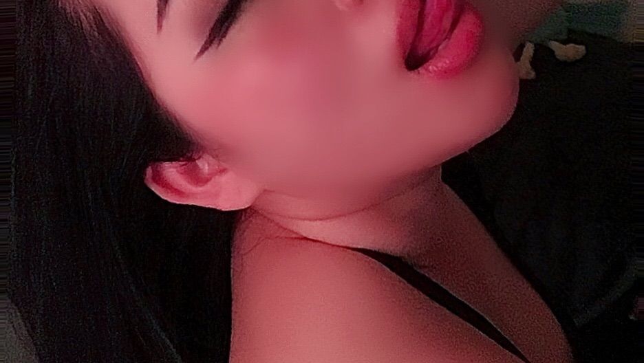 yummybaby : morning daddy 🥰
