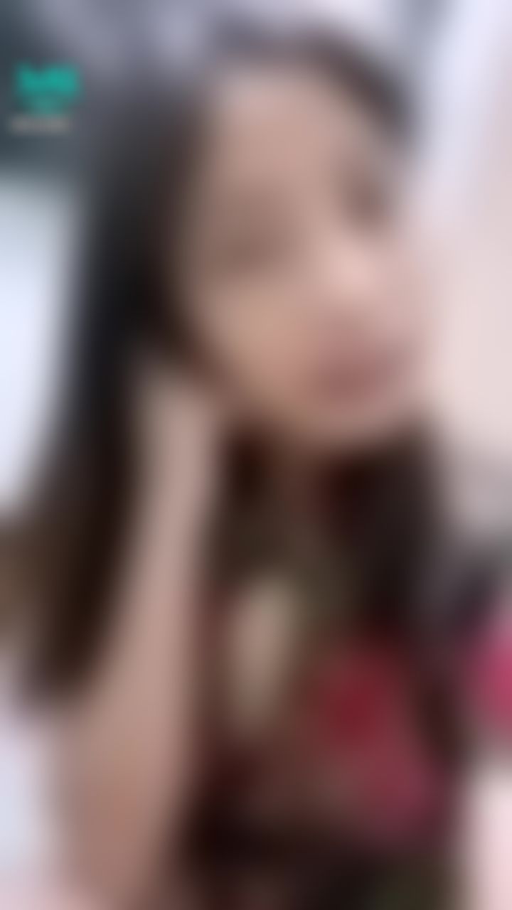 l******i : 說話聊天❤️好久不見～趕快追蹤我來新粉報到💗或者濕訊通關密語喔