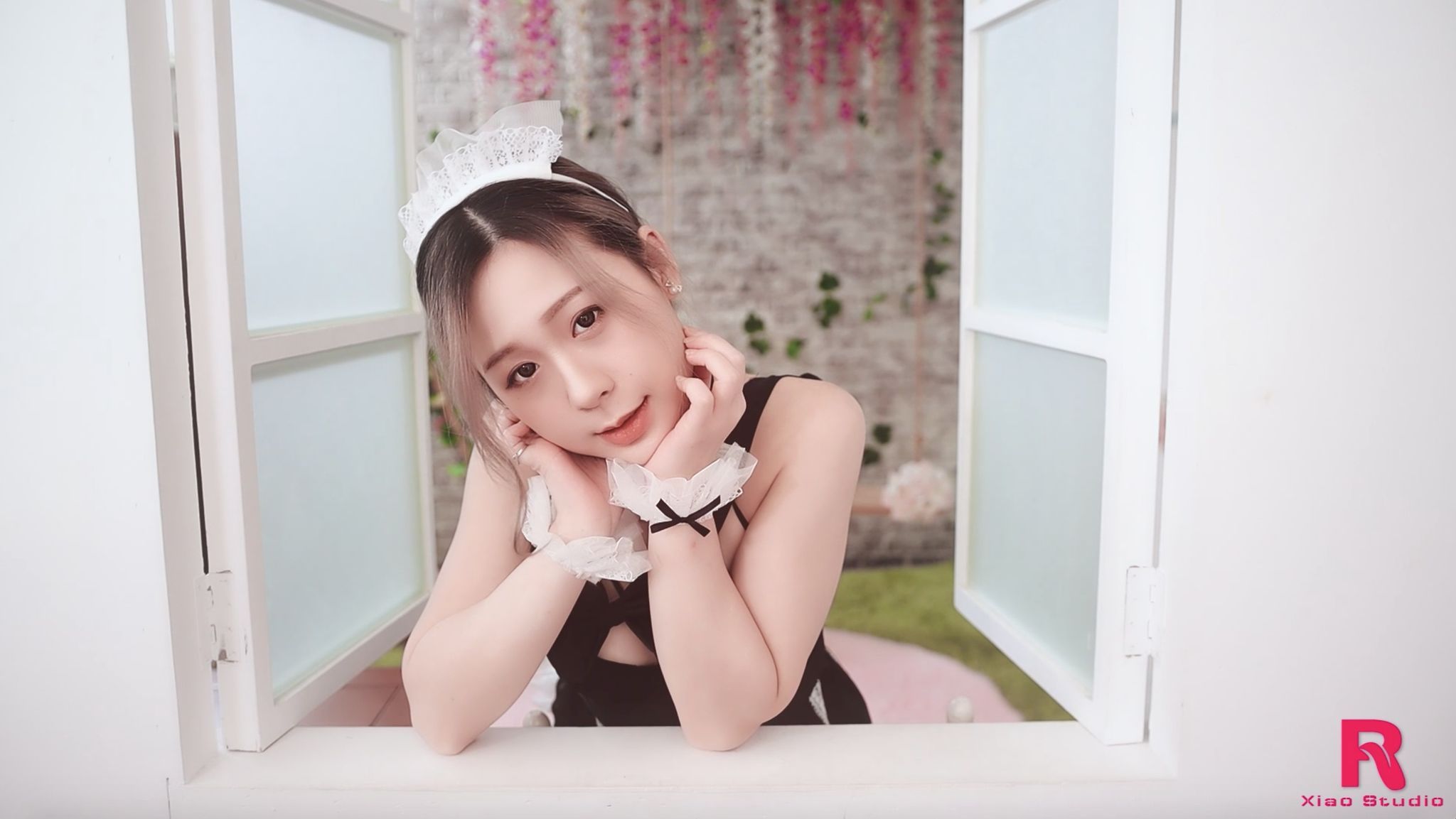  : [XZ-0010] 就這樣進進出出我的身體！你的可愛俏女僕思妤＠linsubaby｜SWAG 性感寫真