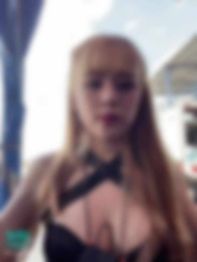 melil : very hot ‼️