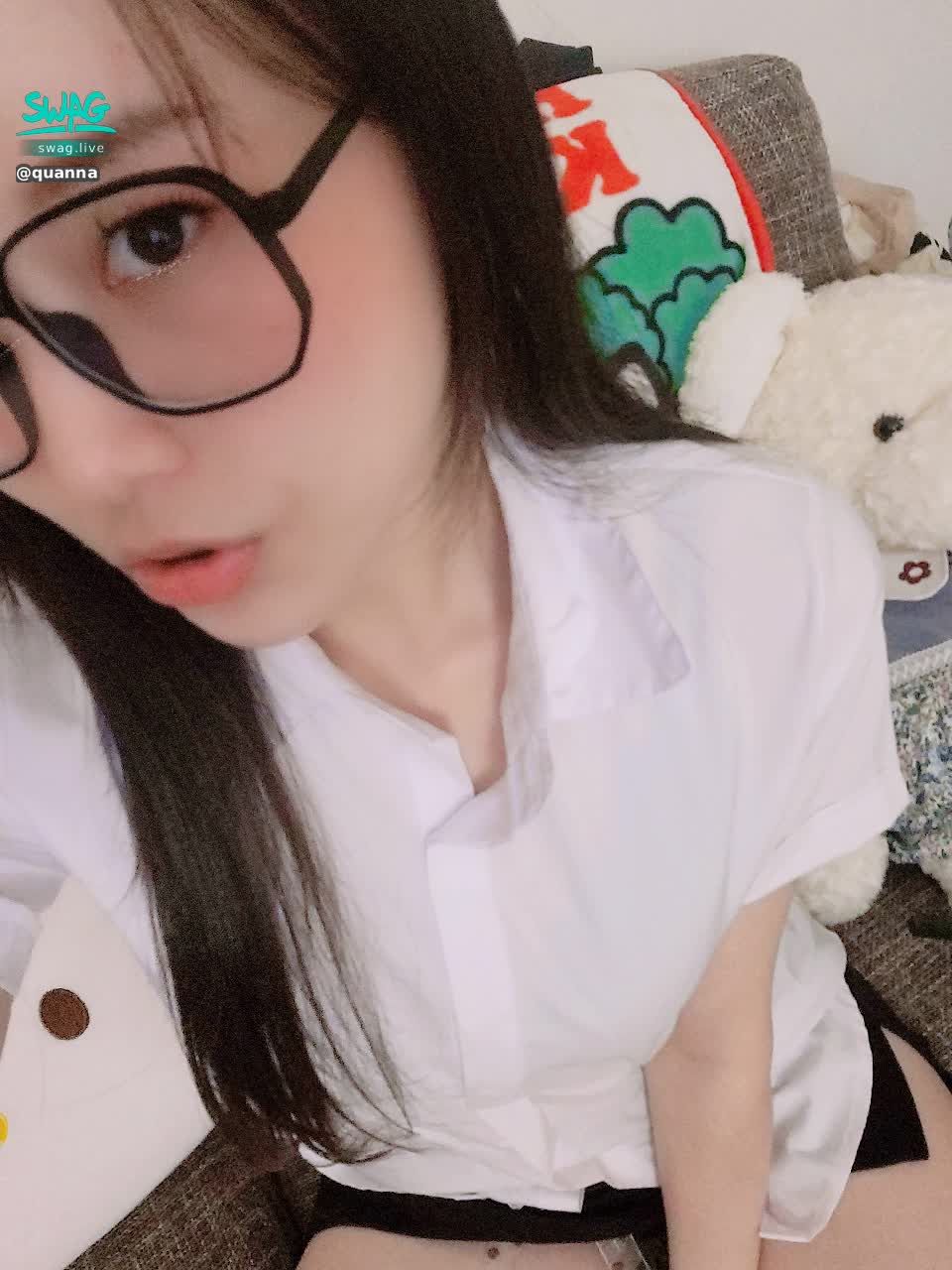 quanna : 🔥私訊淫片免費領❤
單獨回一句「我要影片」就送一部免鑽未公開淫片💋
回一句換一部，兩句換兩部......依此類推，可以重複領👌