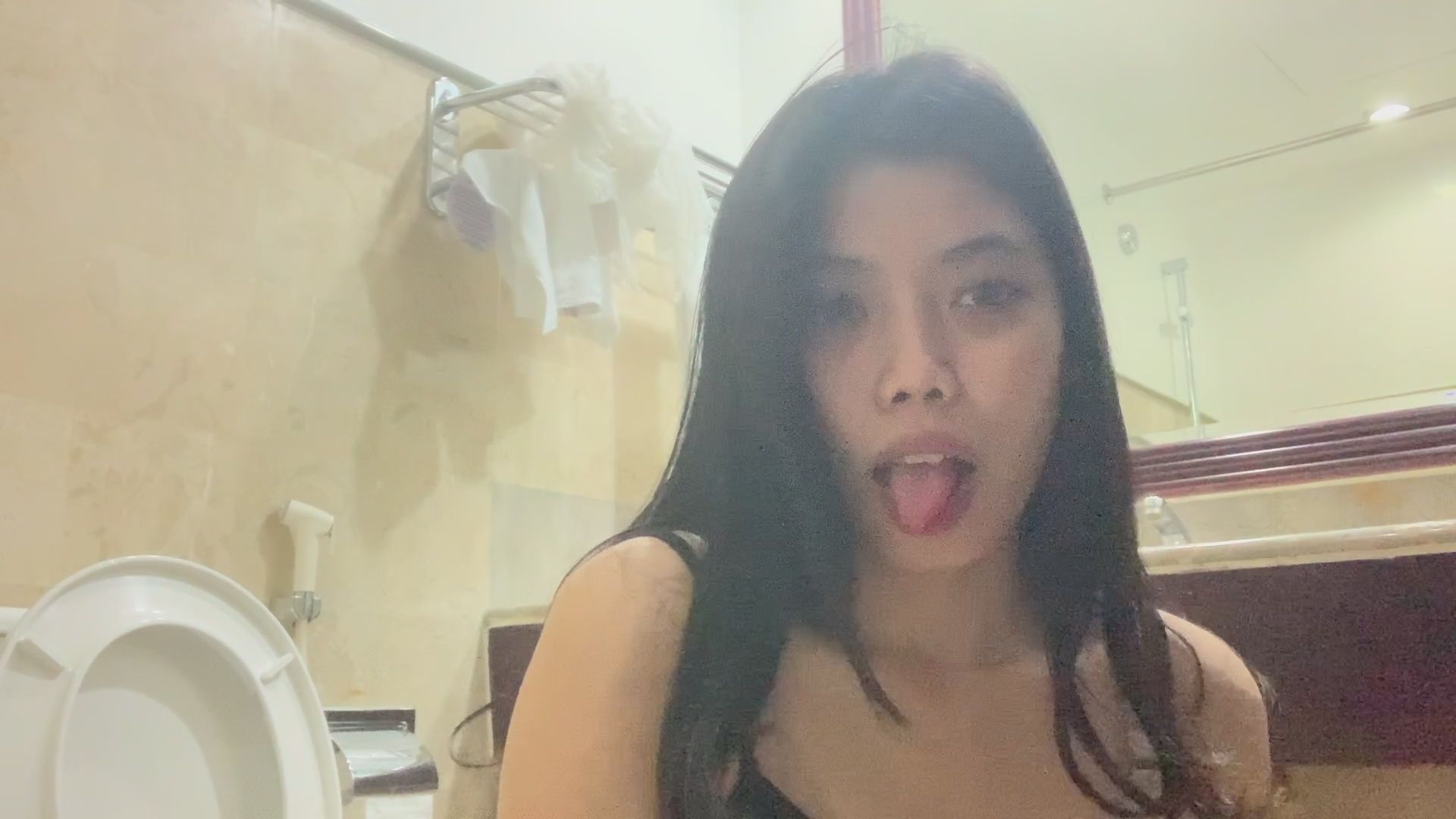 annatasya : If u want more please text me

#horrny #pussy #squirt