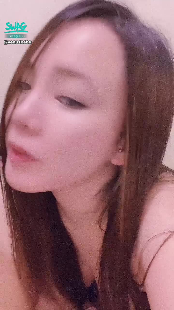 venusbebe : 邊個想同我錫錫😚👅💦


Wetkiss的重要性您懂嗎🙈
👸🏼本公主特別喜歡跟很會kiss 的男人做愛😬


怎麼了😚


💁🏻‍♀️誰會不喜歡以浪漫🌹深情的濕吻～💋
🙆🏻‍♀️帶起愛愛強烈而輕快❤️‍🔥的節奏⁉️