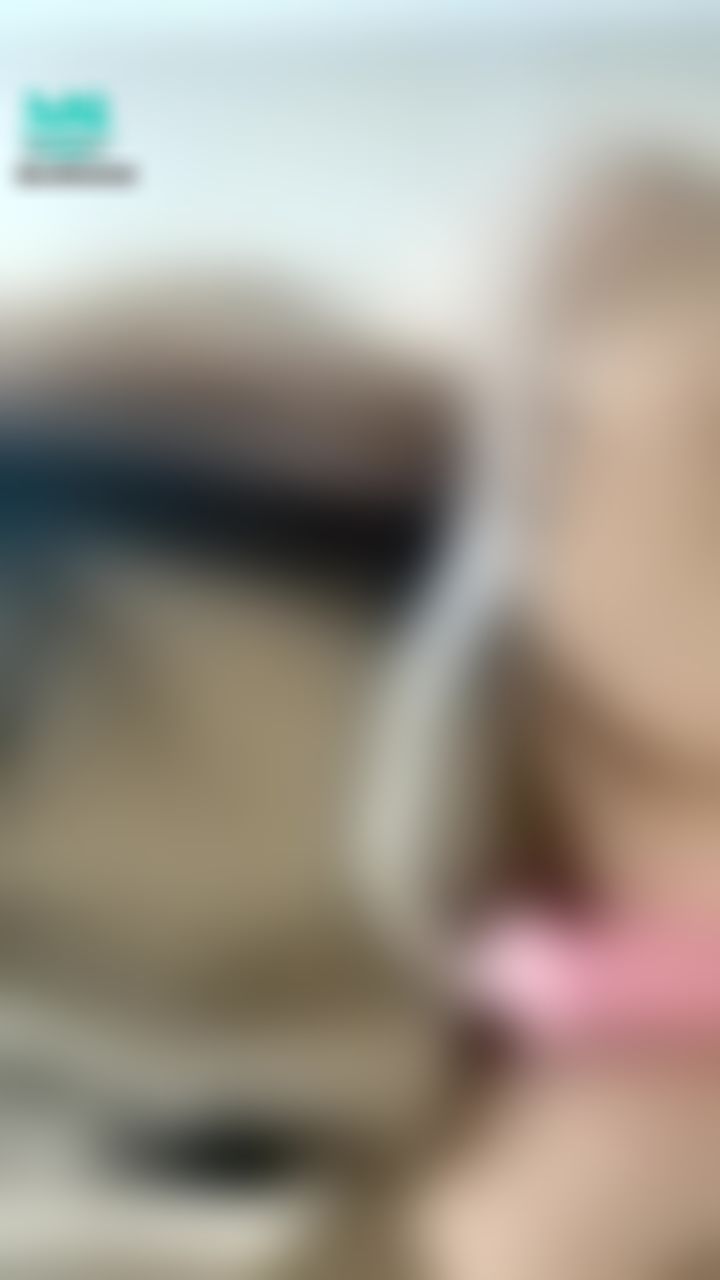 hua_063 : 露臉M字腿自慰⋯⋯爽到忍不住噴水水了💦💦💦💦



雙馬尾特輯‼尻槍必解🆕️沈迷於自慰的少女x美尻x乳交  💥超淫蕩💥
🔥粉絲指定視角站著掰開美尻  讓屁眼與嫩穴同時被看光光🔥
今天又是當壞學生的一天，制服都穿好了..卻突然想要了…就開始在家瘋狂自慰..想像著與男人做愛…已經把要上課的事忘得一乾二淨 … 繼續沈迷於自慰🔞
#劇情純屬虛構

#美尻#掰穴#露臉三點全露#高潮#乳交#自慰#制服#學生妹#M字腿#狗爬式#抽插#陰蒂高潮#陰道高潮

解鎖🔓的寶貝 記得要按讚 截圖 私訊花花 還有隱藏版嗎內容❤️
片長： 13:35