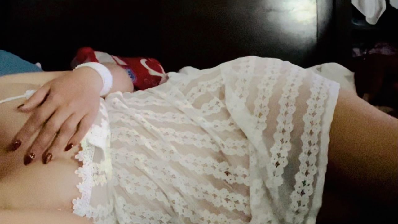  : White lace is elegant and sexy ❤️