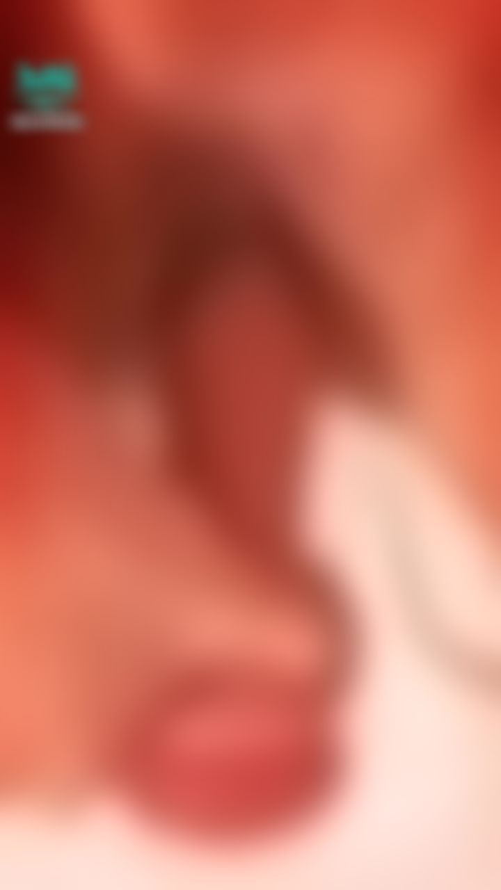 yumibaby : 😈深夜福利😈白人大肉棒直接塞進又緊又濕的小穴裡🔥也太粗大了吧😝感覺都被撐大了啦🙈🙈自己解鎖就知道了❤️