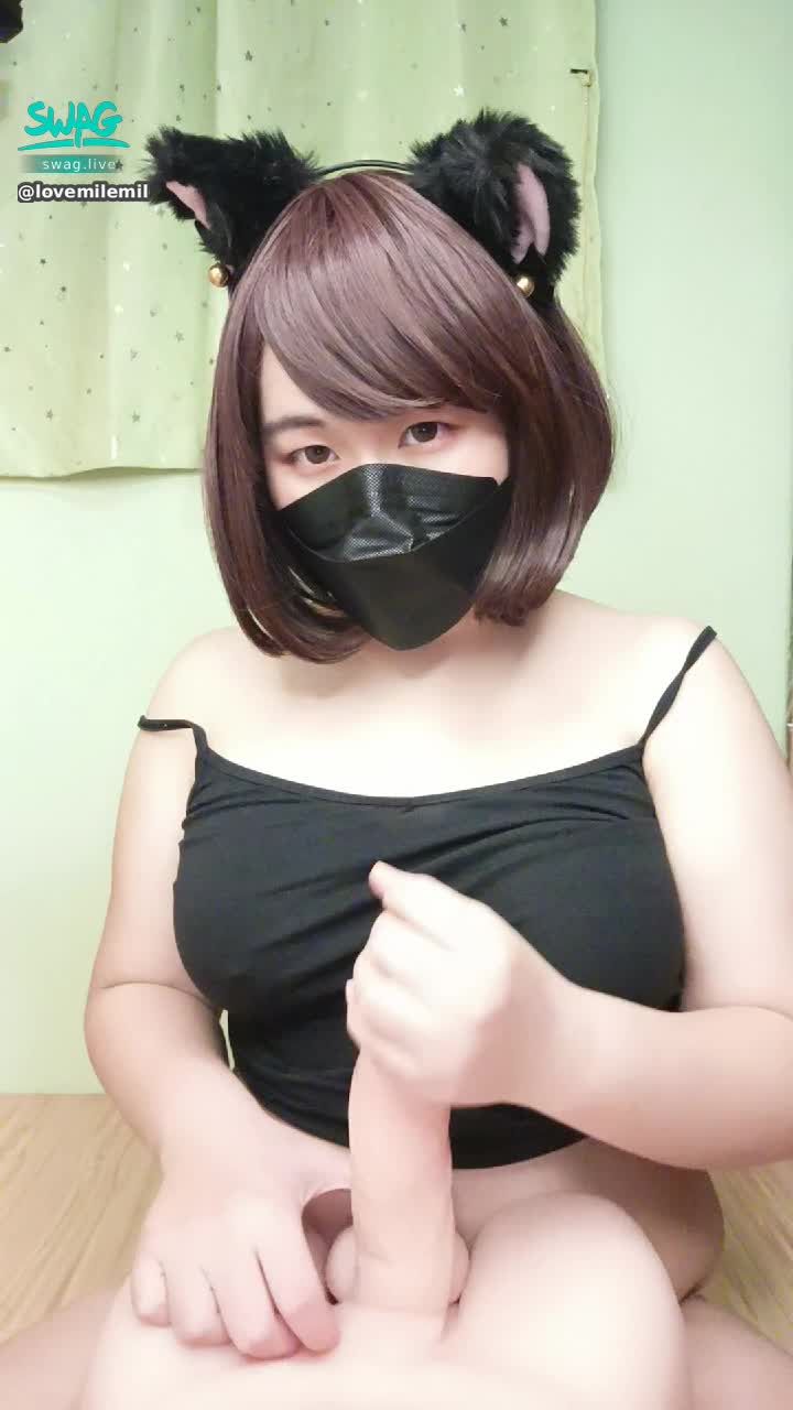 lovemilemile : 貓耳乳交會喜歡嗎？