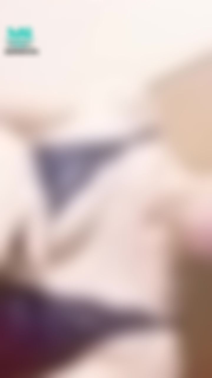 chichibabe : 說好射在肚子上，怎樣內射了啦😱😱😱
射淫濕都不好好拍照，怎麼指導動作
變成床上運動了｡•́‿•̀｡

☟不戴套 真實享受肉棒的粗度
https://go.swag.live/Bq6Fhpih6CrTZyYW7