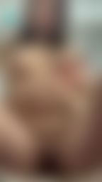 l******i : 這個姿勢你還不愛爆💦💦都讓你在下面等水流出來了😈