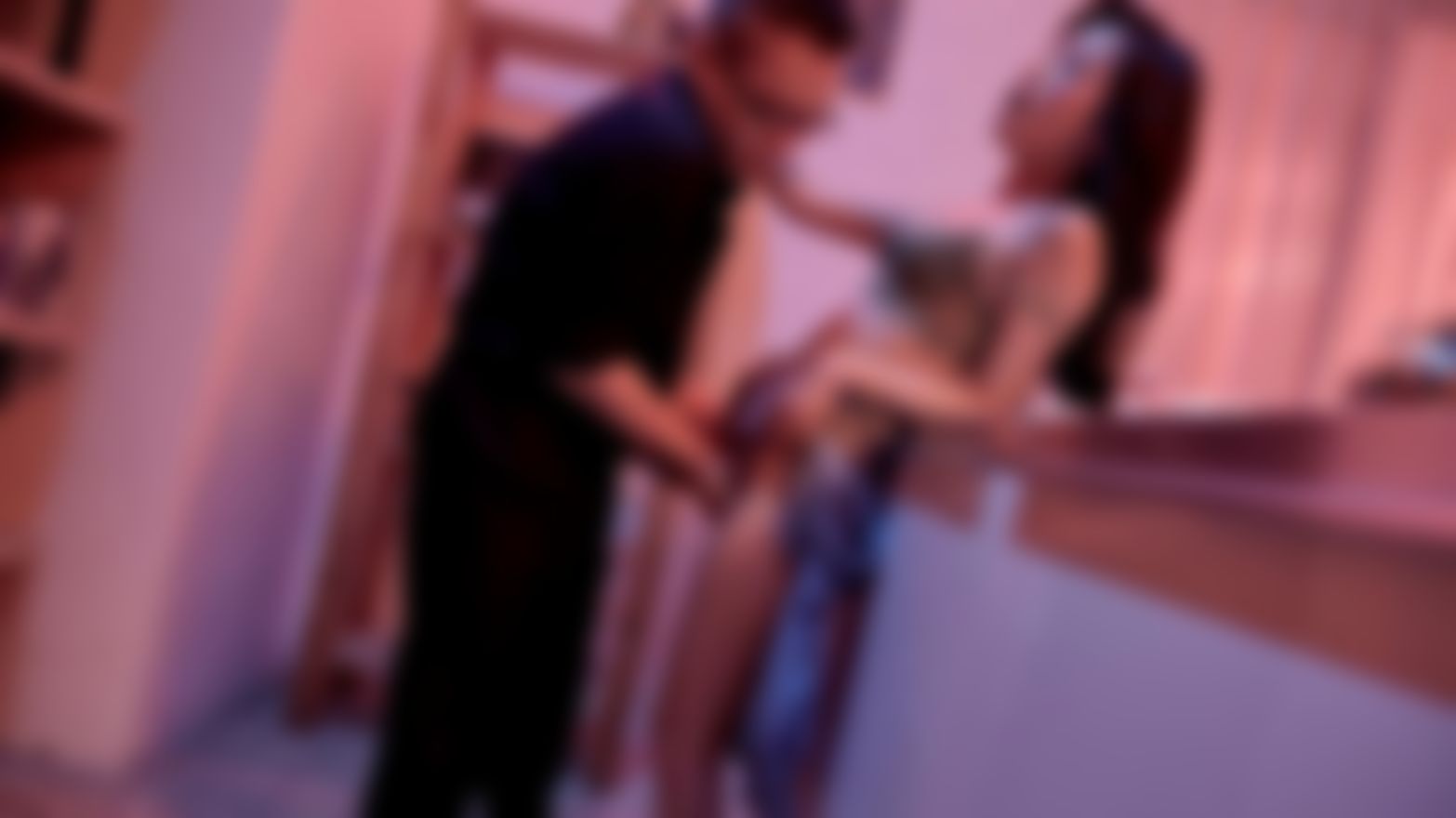 hotbabegirl : [DS-0024] 在這裡，賣的是曖昧！小婕@hotbabegirl 主演《華燈酒吧》獨家熱映中｜SWAG 原創長片