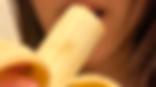 dollyxoxo : 用香蕉自慰到爽，哥哥們high起來