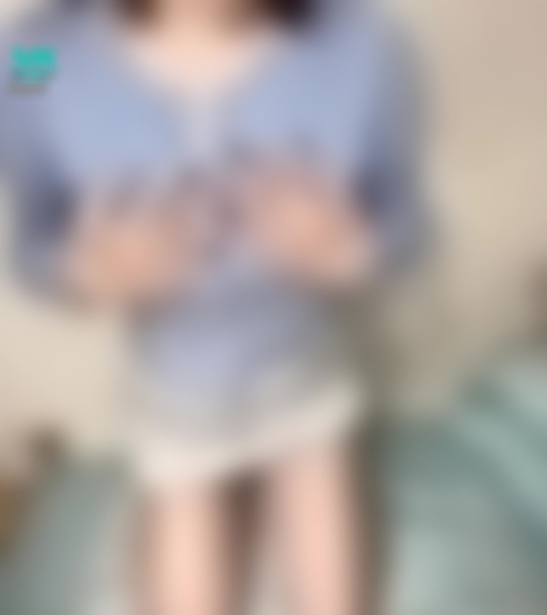 annbd : 解鎖解扣子😝直播上大家一直敲碗的解扣子～好啦 解兩顆解解饞😝