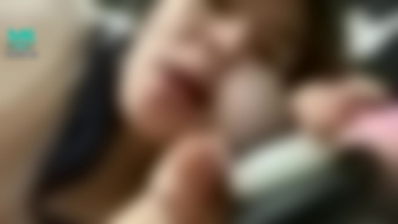 mickypan : 含著大肉棒的騷女
