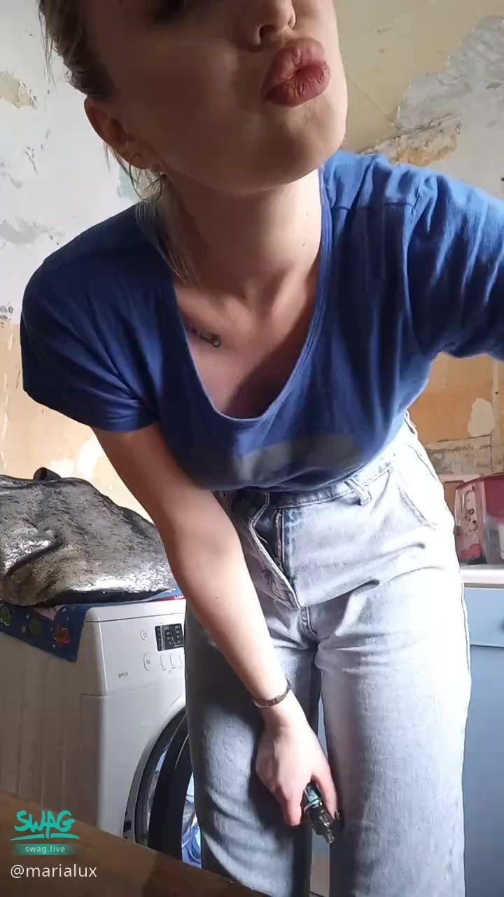 marialux : Buy and watching 👀