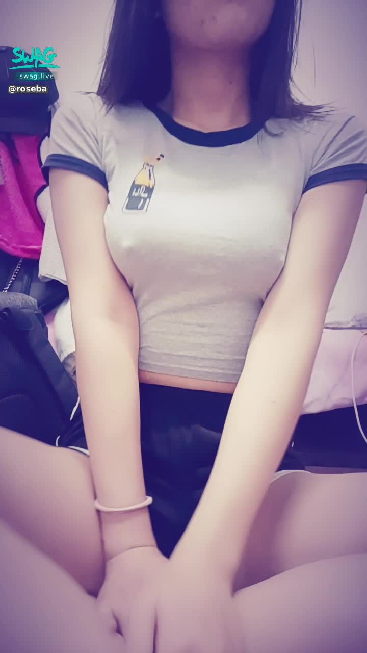 r****a : 小女友的小性感~等寶貝下班♥️