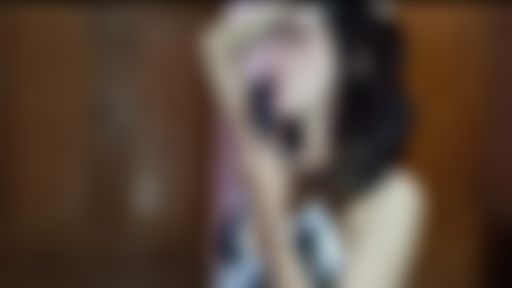 sweethella : rub pussy with dildo