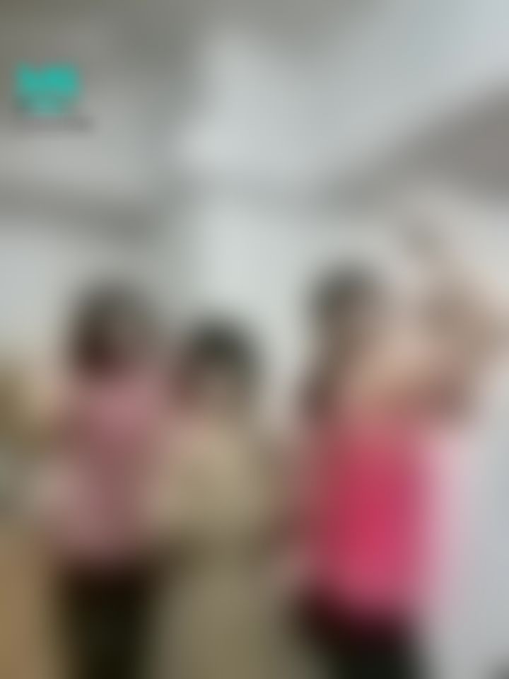 loveevelyn : 跟好姐妹一起學習上課好開心

#lovelymoon
#lovejulia