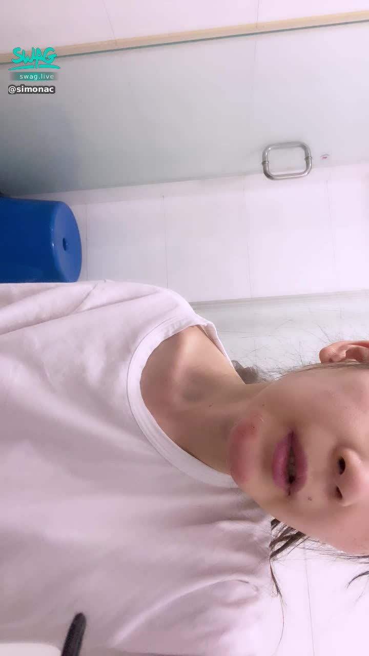 simonac : 殘寶貝開直播囉！來就🉐️免費影片（無需刷禮） #swag騎人節 刷69性愛🉐️超值 #騎人節告白 驚喜🥰！Going live! All who joins get free videos (no gifts required)! Valentine’s special: gift me 69Sex and be my Valentine’s