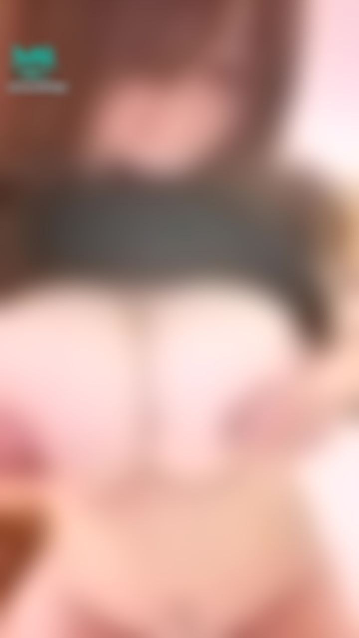 nanalittlepupy : 把雙乳弄得濕濕滑滑的 等著你放進來玩弄
