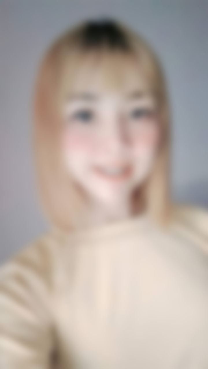 a****y : hello 🤩
