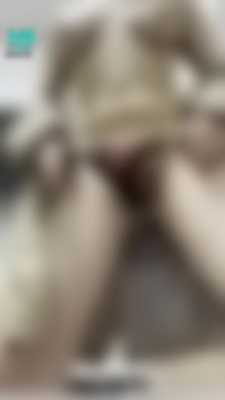 l******i : 裸露大衣奶子露出😳原味小穴屁屁🔥一起來髒髒玩😈把我玩髒髒～
#大衣 #裸體 #露奶 #奶子 #胸部 #裸露 #曝露 #小穴 #屁屁 #屁眼 #屁股 #乳頭 #小丁  #丁字褲 #淫蕩 #骯髒