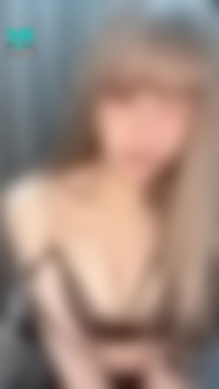 vavababy : #大尺度露臉
#全裸騷秘書
#偷窺洗澡
#足交、口交
#超色69
#素股翹臀
#騎乘位
#高速火車便當
#母狗趴被幹雙穴全都露
#露臉內射中出🔥
我的助理娃娃…..讓老闆盡情內射～
你愛的超大尺度😜


解鎖點👍喜歡！娃娃額外送你大尺度隱藏版福利🔥🔥長片看不到的私藏畫面😈


https://app.swag.live/flix/61ef5030501912f5e683a2da?lang=zh-TW