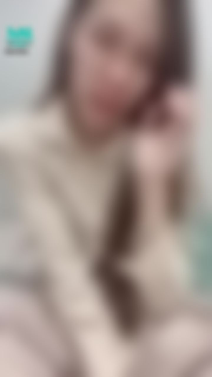 x*****a : 露臉全裸🥰
快速脫光給哥哥🥺
然後把球球拔出來💦💦💦