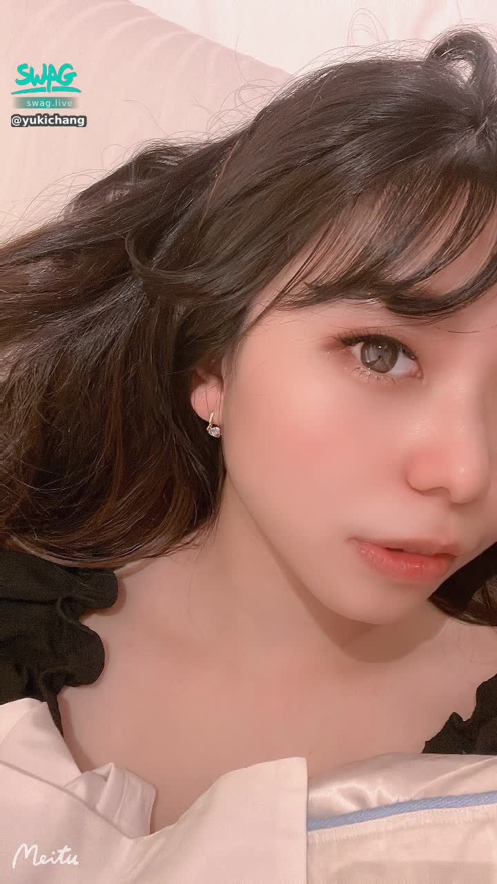 yukichang : 💎好康來囉💎Yuki是這週鑽石女神💕
-
為了謝謝哥哥們的支持與照顧🥰
疫情期間讓Yuki幫哥哥省荷包
-
🔽活動辦法🔽
私訊yuki拿通關密語買鑽最高享10%優惠💎
把通關密語傳給官方小編～
就🉑享有最高10%優惠囉😉
-
㊙️限時加碼㊙️
用通關密語購買成功後
截圖私訊給Yuki🉐神級誘惑私藏片🫦
-
#鑽石推廣女神 #買鑽石享優惠 #粉絲福利 #限時加碼 #yukichang