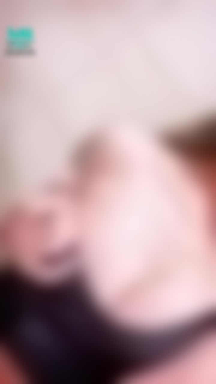 yunibabe : 最🔥新🔥長🔥片🔥
既然按摩棒已經滿足不了ʏᴜɴɪ了
那就⋯試試又粗又長的假肉棒🤤
特愛背後式的ʏᴜɴɪ想都沒想直接把吸盤吸在牆面上！
玩玩具玩這麼久，現在才發現真正的用法😱
一玩直接猛插稚嫩小蜜穴😈
水水超多的緊緻嫩穴被幹的好爽😍
不知道到底高潮了幾次…潮吹噴水噴滿地💦💦💦

哥哥還知道有什麼姿勢玩肉棒可以讓人家更舒服的嗎🙈
來教教ʏᴜɴɪ好不好❤️ 

https://5w.ag/9DV9zdHb5dYro2oV9

#熱門長片 #最新長片 #推薦長片
#長片看不夠來找我拿私藏片🔥
#奶 #揉奶 #hot #sexy #情色 #誘惑 #騷 
#白皙 #小隻馬 #尤妮 #yuni #yunibabe