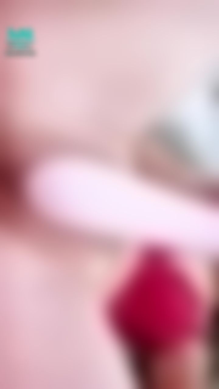 yunibabe : 按摩棒開到最強玩荳荳😈😈😈
感覺棉條是插著吸水用的🙈😝🤣

#露點 #粉嫩 #稚嫩 #按摩棒 
#鮑 #美鮑 #美穴 #白虎 #嫩鮑  #美鮑 #一線肥鮑
#hot #sexy #情色 #誘惑 #淫蕩 #騷 #性感 #呻吟
#白皙 #小隻馬 #尤妮 #yuni #yunibabe