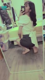 janicee : 蹲在地上的腳底💓
氣質小妹妹🌹
露腰的裝扮💗
看到蝴蝶結就會很想拆嗎😈?
純白色🌸
a knot in the back🎀🎀🎀
#長髮 #黑髮 #長腿 #美腿 #赤腳 #裸足 #美足 #sexy #短裙 #氣質 #可愛 #短褲 #鎖骨 #腳趾 #蝴蝶結 #腳底