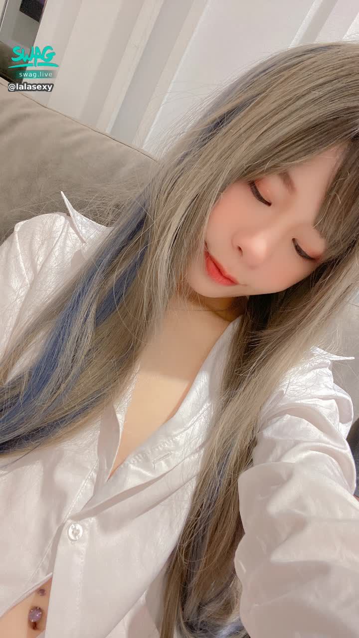 lalasexy : 哥哥們的支持是我最大的動力🥰🥰🥰
有小哥哥要把我納入後宮嗎🥺🥺

💎本週鑽石女神是拉拉💎
趕快找拉拉領通關密語
就送誘惑小淫片
買鑽最高10%優惠～( ^ω^ )
#lala #性感 #白皙