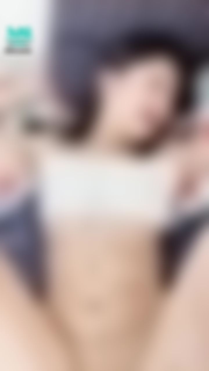 ling_yue : 哥哥你怎麼那麼大❤️不管什麼姿勢都可以頂到那麼深⚠️⚠️
好舒服👄👄👄👄叫的好淫蕩⚠️
注意聲音很大聲⚠️⚠️
#淫叫
#做愛
#傳教士
#聲音很大聲