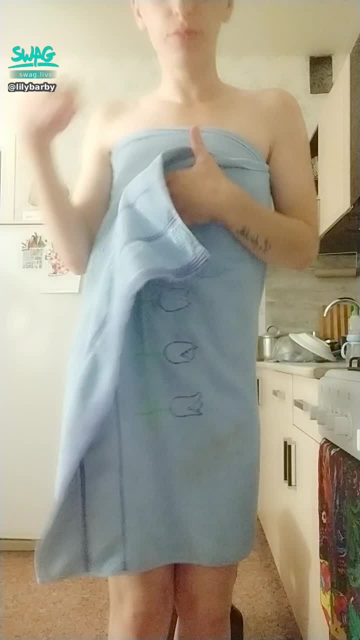  : 