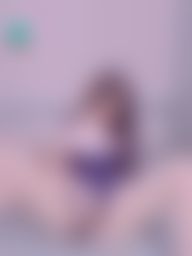 sexyylady : 露脸:裙子有个洞,手指伸进去摸着豆豆💦💦🦋🦋好舒服😋