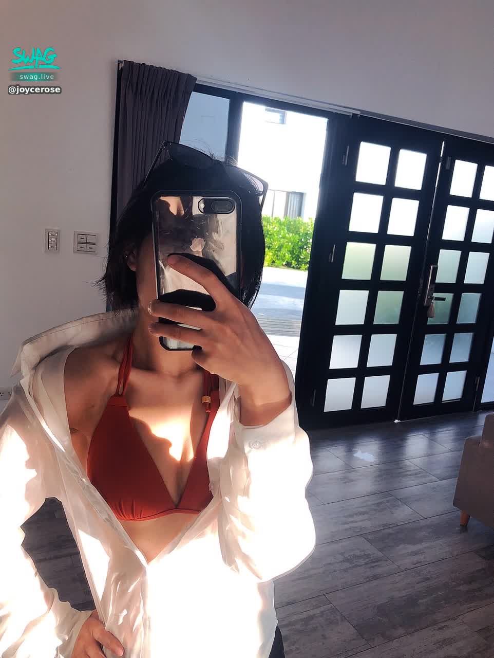 joycerose : 夏天就是要有比基尼👙💙💙
