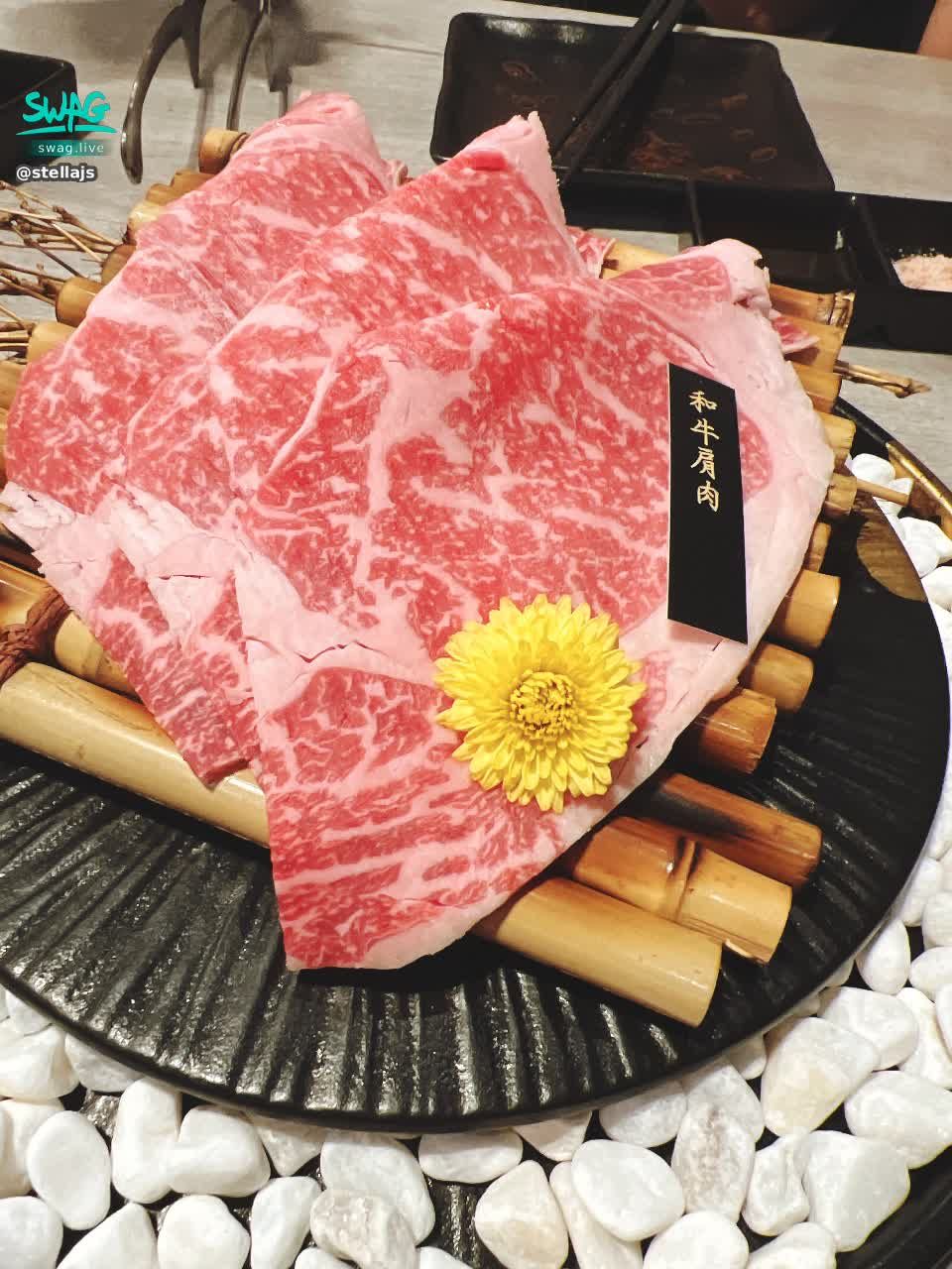 stellajs : ㄘˉ肉肉🫶🏻長肉肉🤣
#葡萄 #吃飯約會 #日常