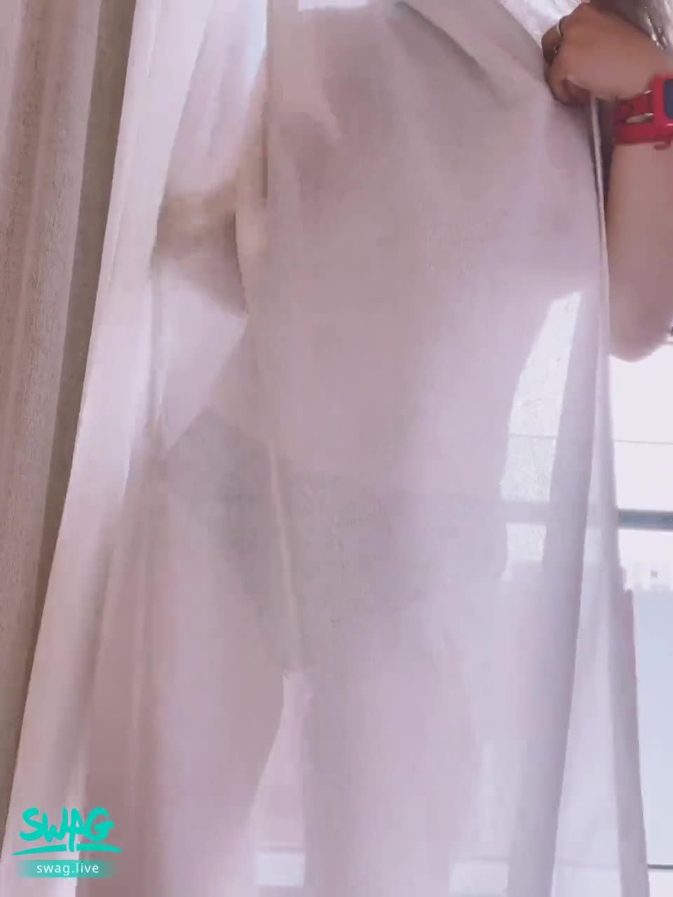 babecindy : 透光窗簾後的我
想看看嗎？若隱若現