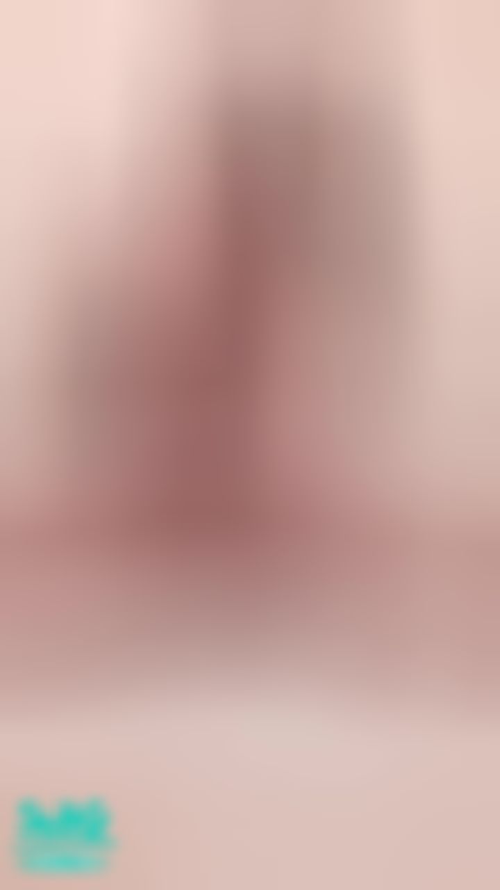 hotbabegirl : 低鑽必解鎖!淫水跟尿同時大噴發💦
看我被變態粉絲搞到全身痙攣
淫水跟尿像噴泉一樣到處亂噴
忍不住噴太多沾到屏幕了好羞恥🥺