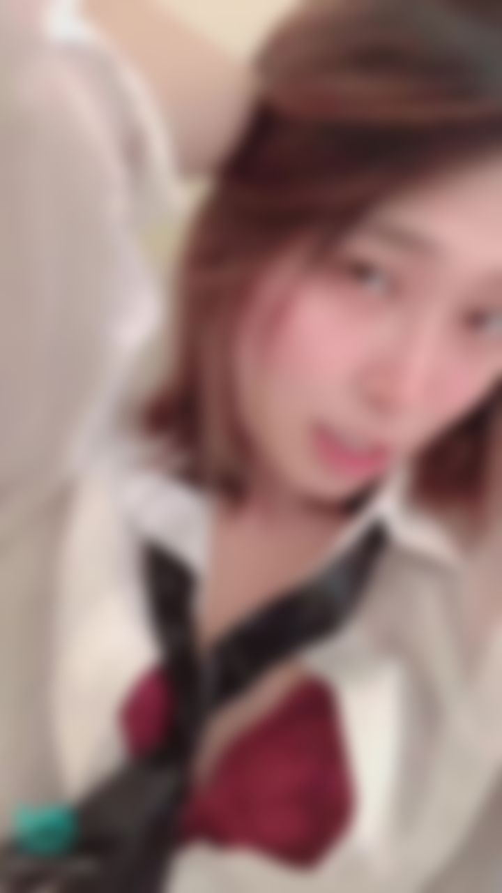bonnybb : 下班後的OL⋯