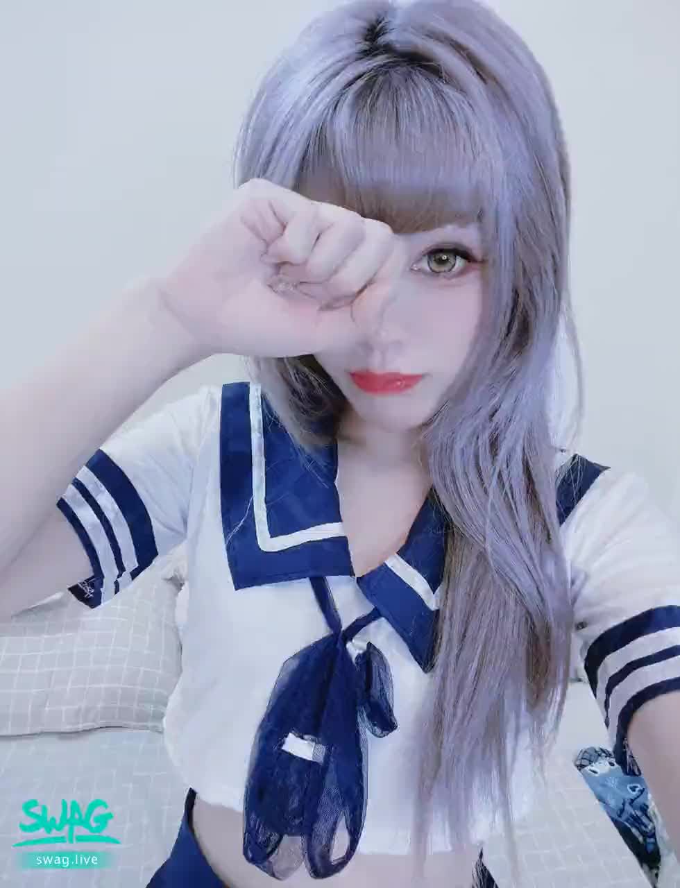  : 
