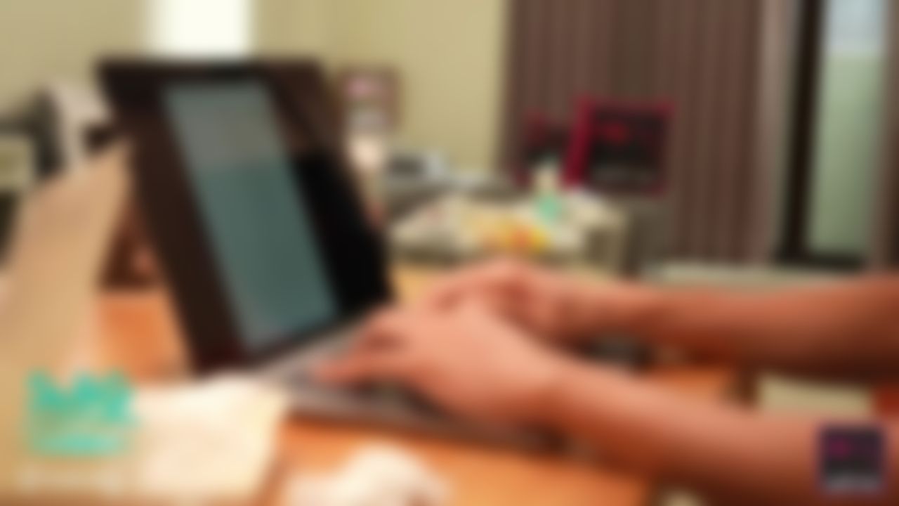  : [SWYP-0004] 巨乳丁字褲家政婦娃諾 @wanobaby 上門了，用嘴巴清除身體的髒污！| SWAG 原創影片